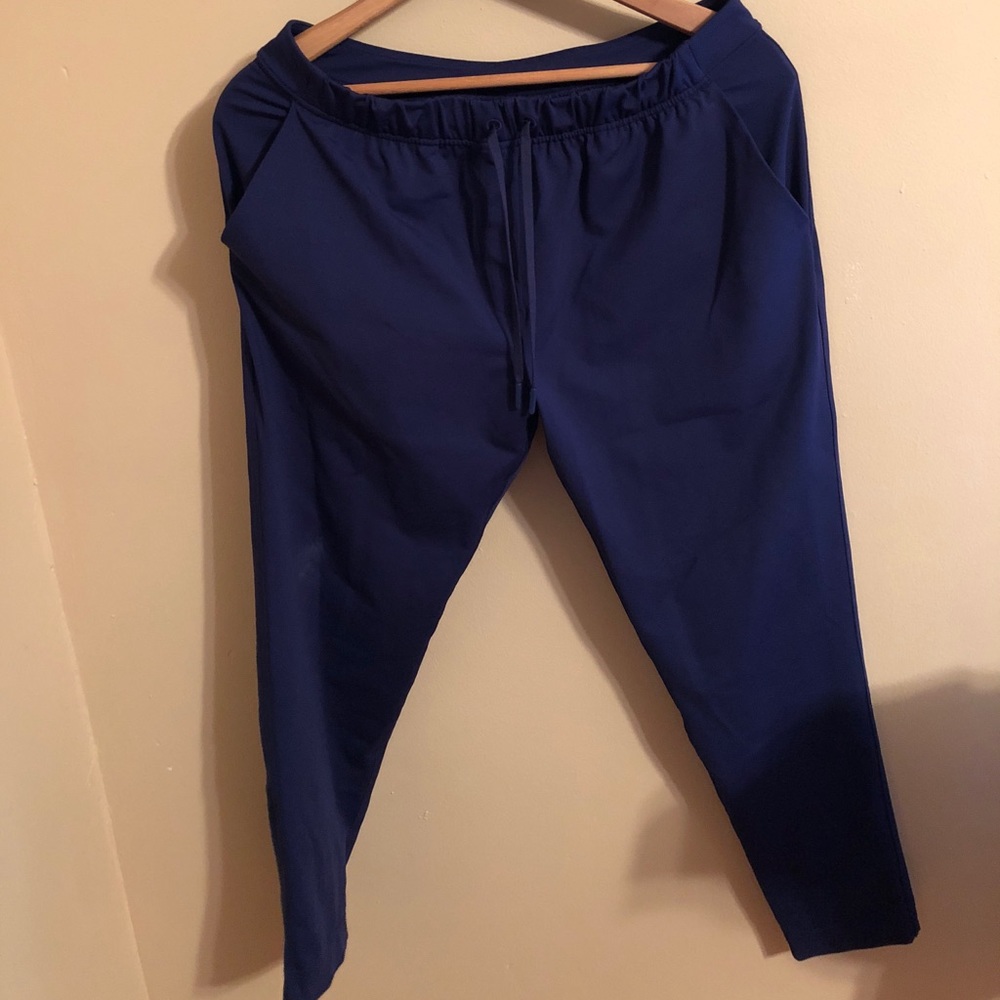 Lululemon jet crop slim inkwell blue 6